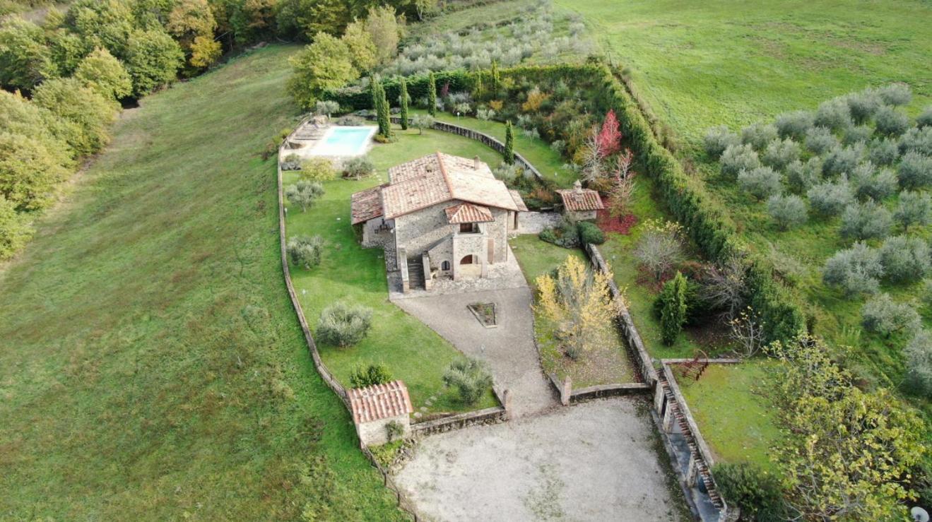 Villa Elisa - Private Pool & Airco Near Reschio Castle Lugnano Екстериор снимка